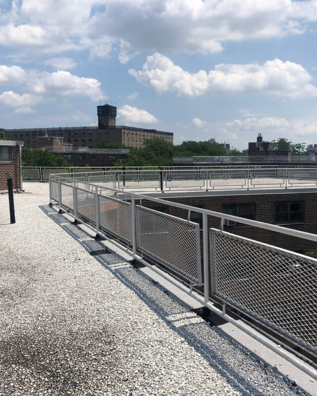 Astoria-roof-railing